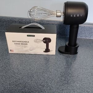 SERVAPPETIT Black Rechargeable Hand Mixer with Stand